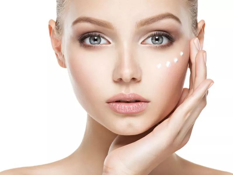 The Impact of Antioxidants on Skin Regeneration